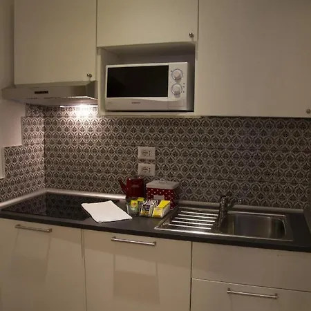 Leoncino 36 Apartments In Rome Room photo